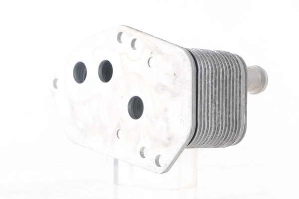 Radiateur d'huile MAHLE CLC 118 000S