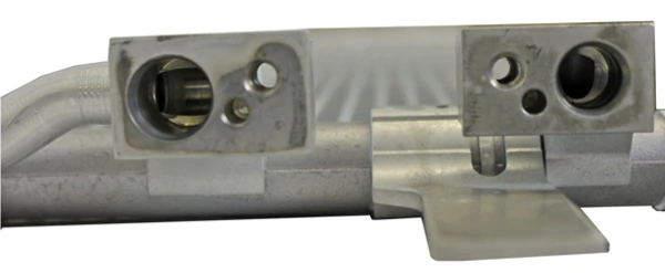 Condenseur, climatisation MAHLE AC 772 000P