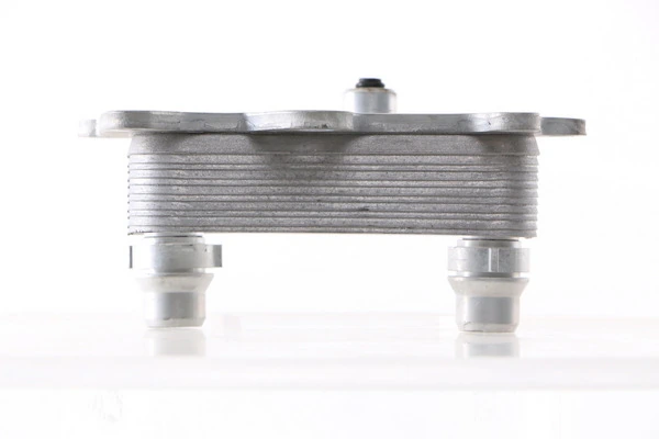 Radiateur d'huile MAHLE CLC 157 000S