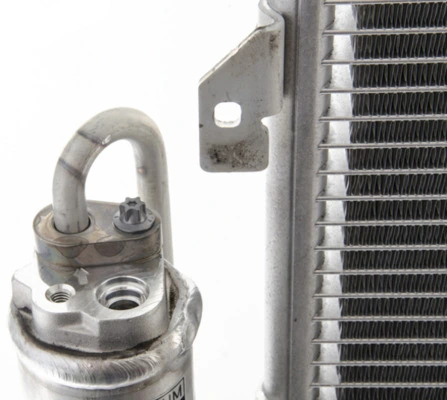 Condenseur, climatisation MAHLE AC 860 000P