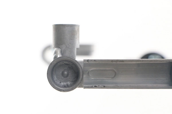 Condenseur, climatisation MAHLE AC 831 000S