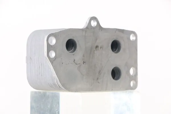 Radiateur d'huile MAHLE CLC 129 000S