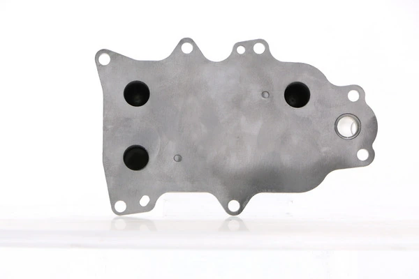 Radiateur d'huile MAHLE CLC 158 000S