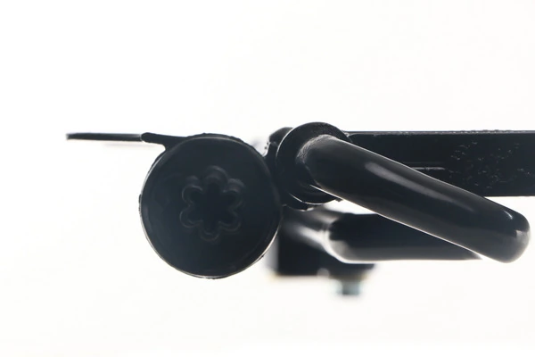 Condenseur, climatisation MAHLE AC 666 000S