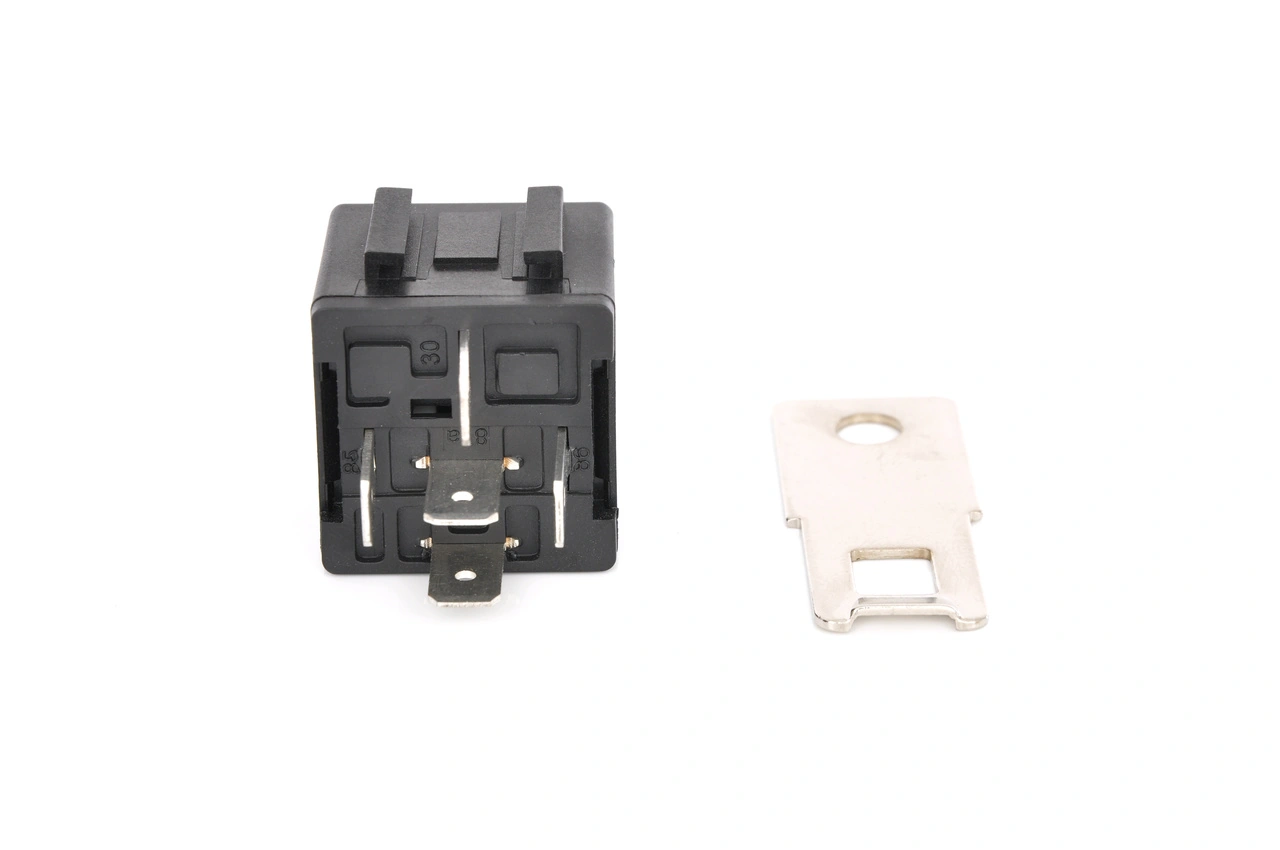 Relais, courant de travail BOSCH 0 986 AH0 613