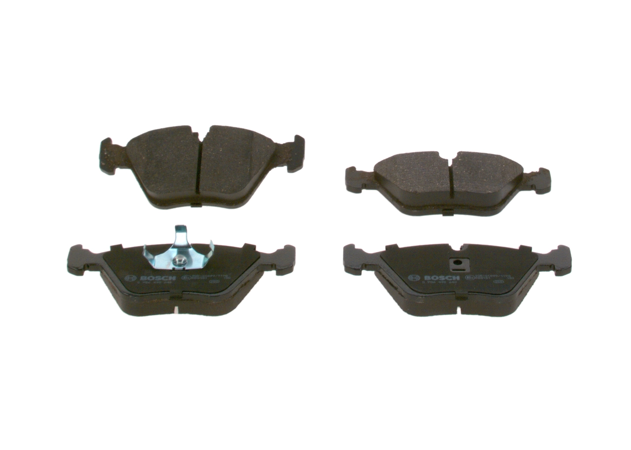 Комплект гальмівних колодок BOSCH (0986490640)
