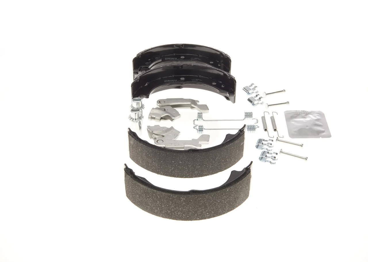 Jeu de mâchoires de frein, frein de stationnement BOSCH 0 204 113 821