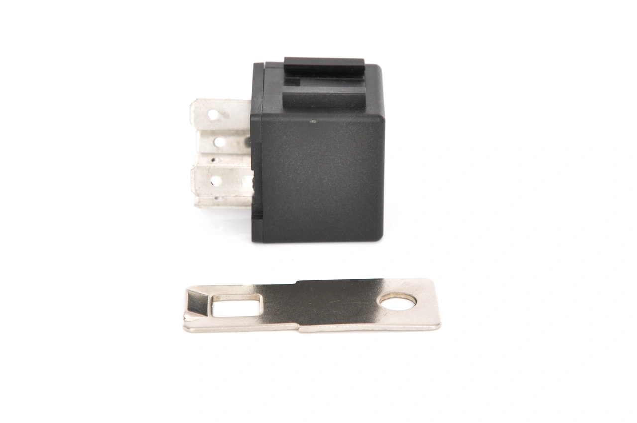 Relais, courant de travail BOSCH 0 986 AH0 613