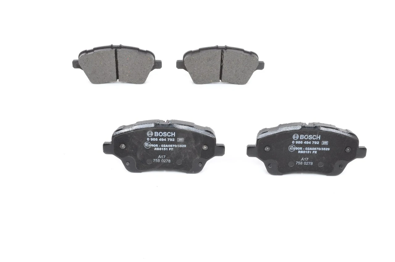 Комплект гальмівних колодок BOSCH (0986494792)