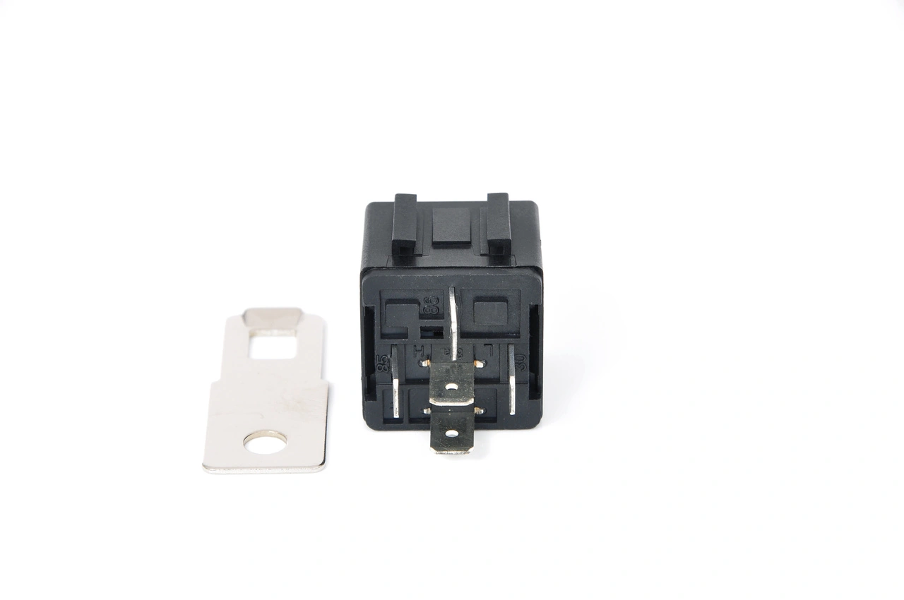 Relais, courant de travail BOSCH 0 986 AH0 622