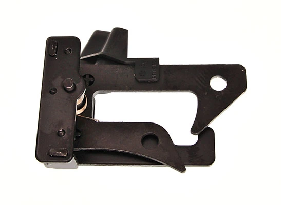 Serrure de capot-moteur