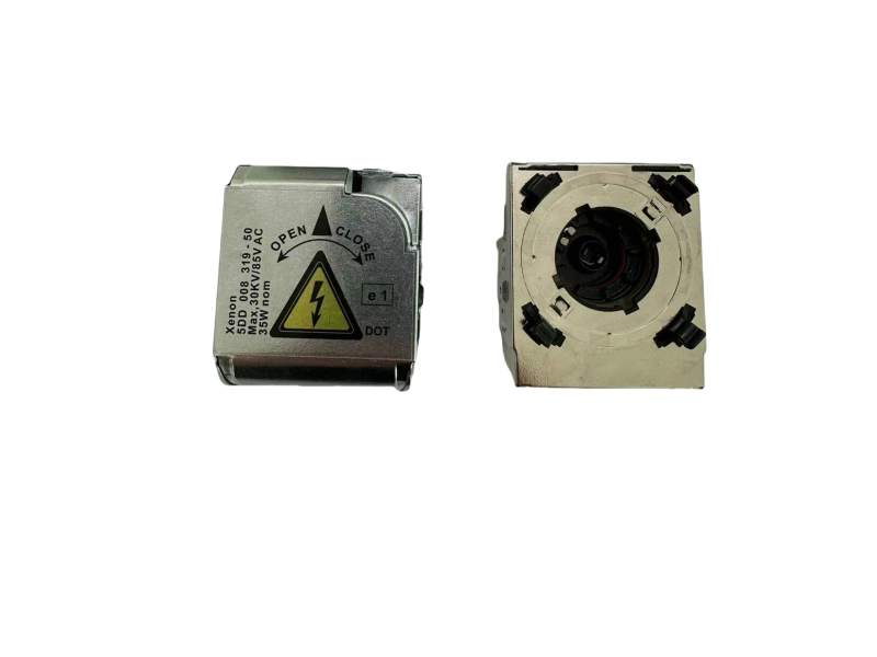 Ignitor, gas discharge lamp