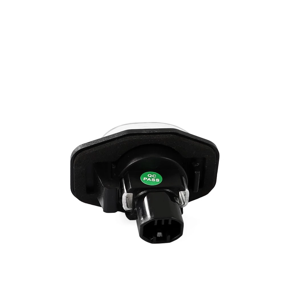 Feu éclaireur de plaque M-Tech CLP032