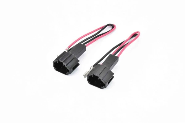 Adapter cable, loudspeaker