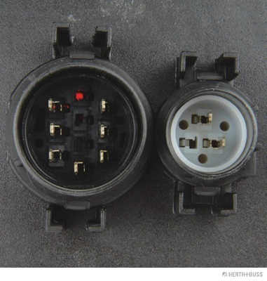 Feu arrière HERTH+BUSS ELPARTS 83830504