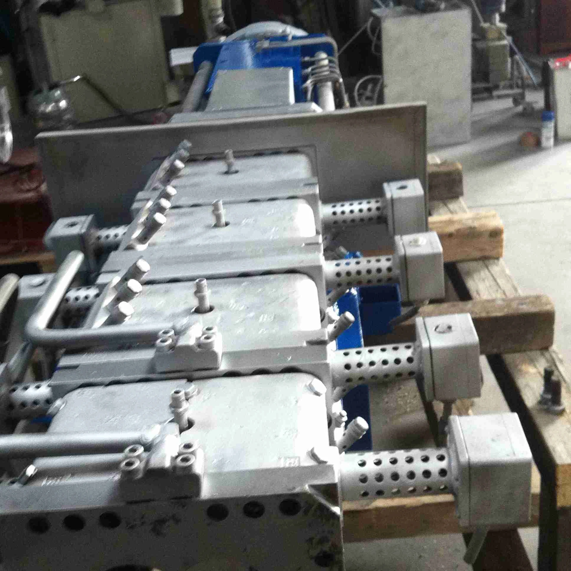 Coperion ZSK 83 - Image 13