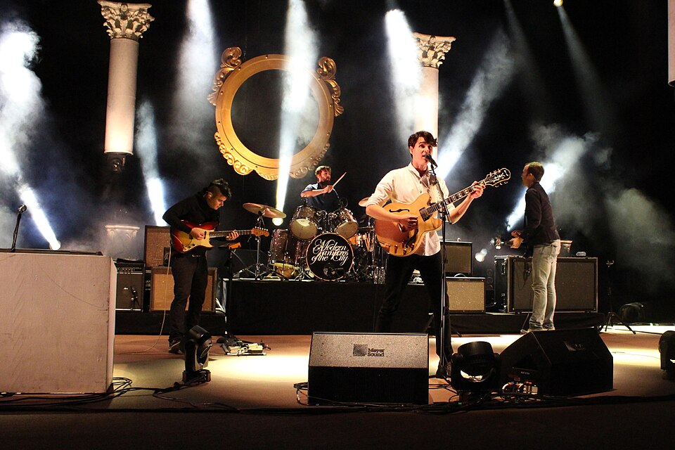 Vampire weekend
