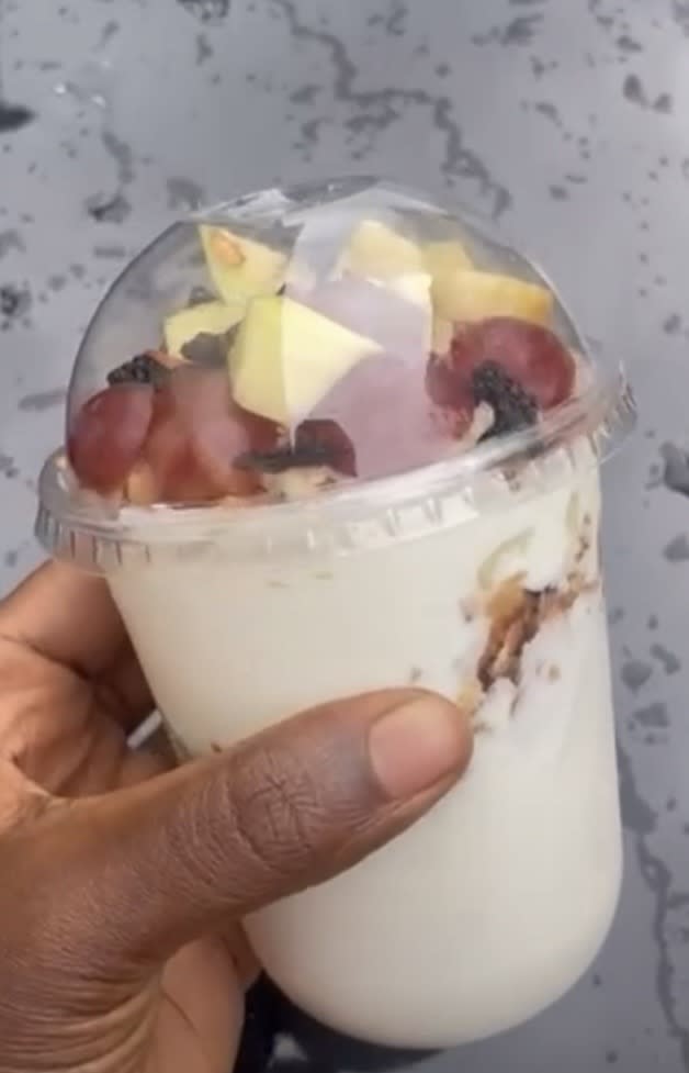 Fruit parfait