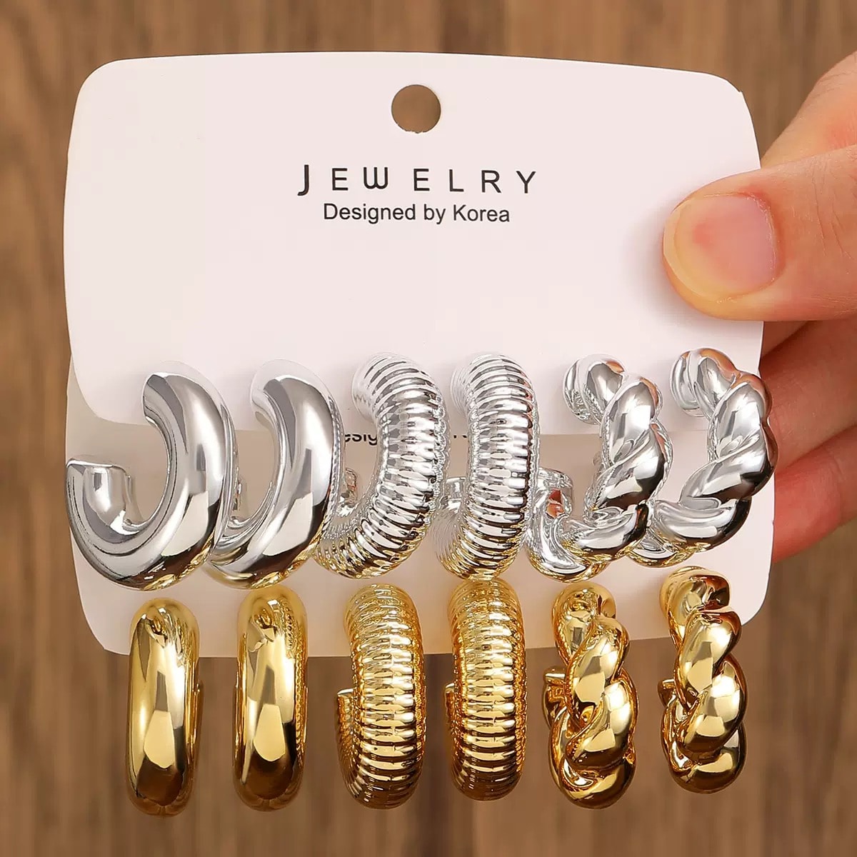 Ear ring