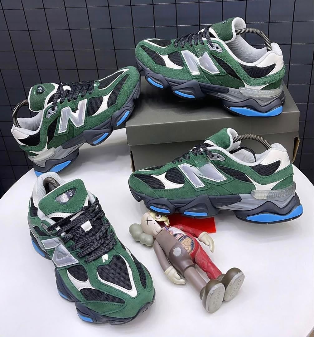 New balance Sneakers, Breathable mesh and suede upper, Chunky sole with blue accents for style