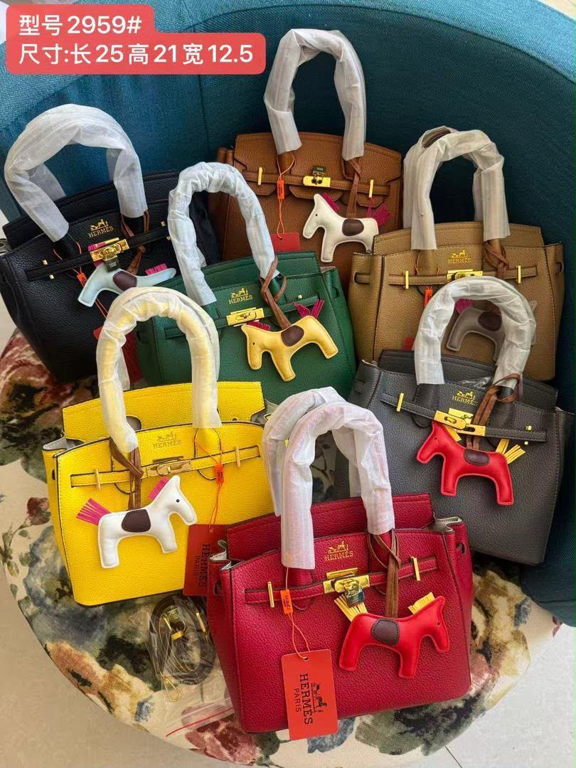 Women’s Luxury Handbag – Hermès Inspired Design with Horse Charm, Multiple Colors