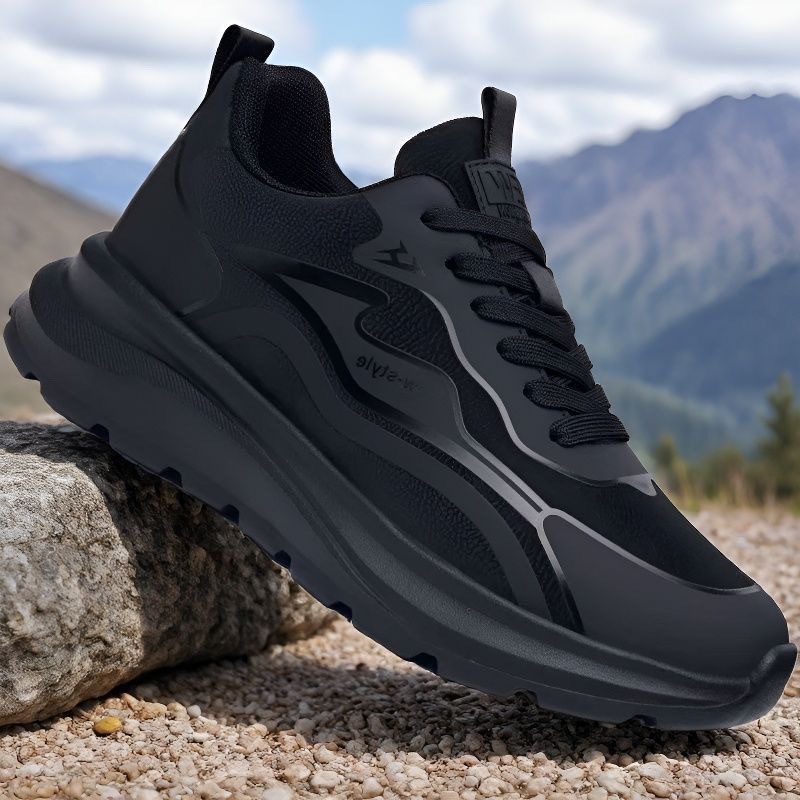 New Men's Shoes for Commuting, Lightweight Sports Shoes, Comfortable and Casual Work Shoes, Non-Slip Work Shoes, Leather Driving Shoes for Spring and Autumn