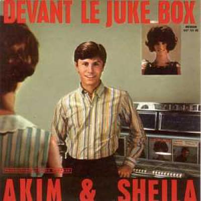 Devant Le Juke Box