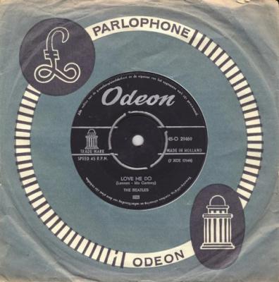 Love Me Do / Please Please Me