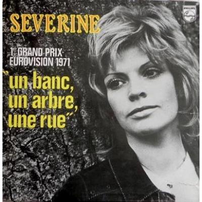 Un Banc,un Arbre,une Rue