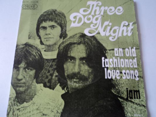 An Old Fashioned Love Song