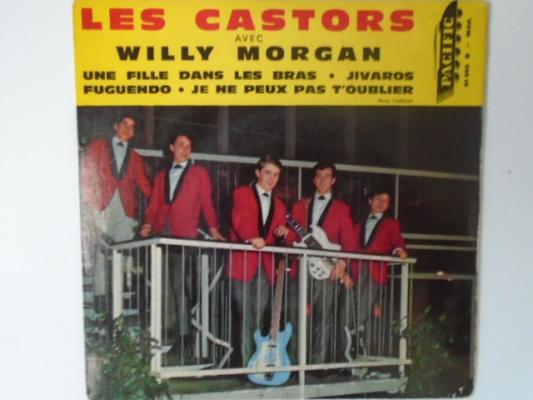 Une Fille Dans Les Bras