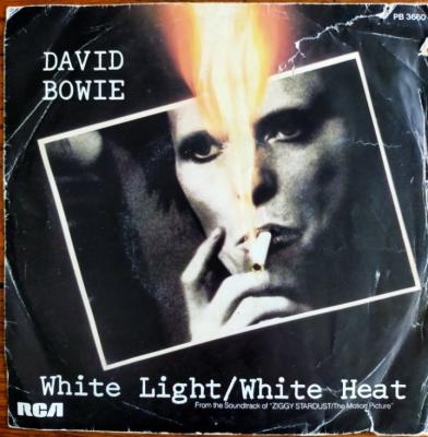 White Light/white Head- Craked Actor - **