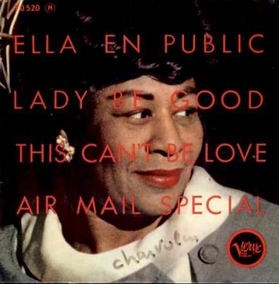 Ella En Public