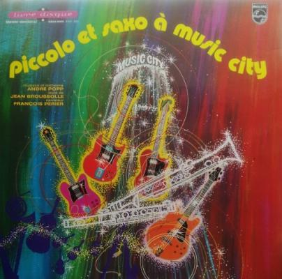 Piccolo Et Saxo à Music City