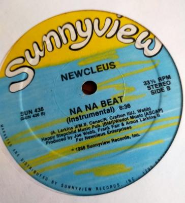 Na Na Beat - *
