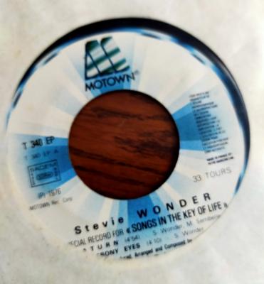 Spécial Record For Songs Of The Keys Of Life - *