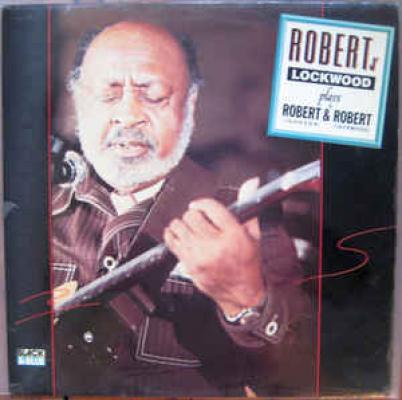 Plays Robert & Robert