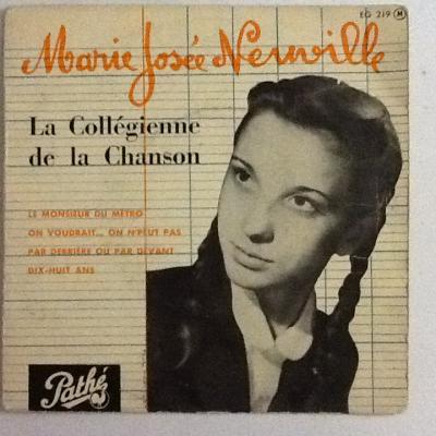 La Collégienne De La Chanson