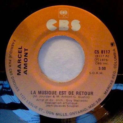 La Musique Est De Retour/ L'école