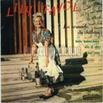 La Servante Du Chateau(4)