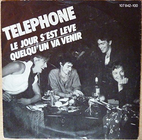 Le Jour S Est Leve / Quelqu Un Va Venir