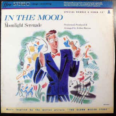 In The Mood / Moonlight Serenade 12