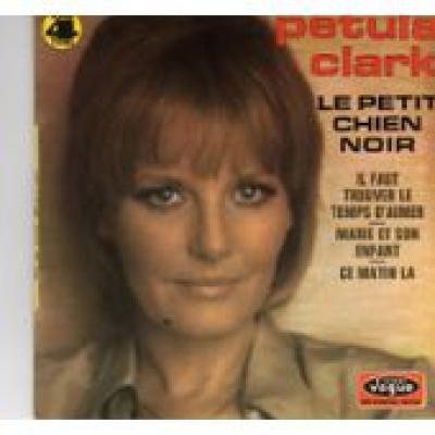 Le Petit Chien Noir
