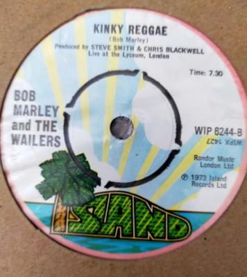 Kinky Reggae - No Woman No Cry - Live - *