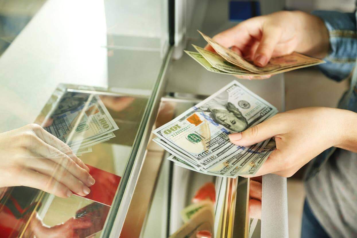 Mua bán ngoại tệ mọi lúc mọi nơi với ứng dụng ngân hàng số