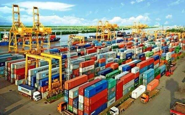 'Chuỗi cung ứng toàn cầu có thể đứt gãy đến nửa cuối năm 2022'