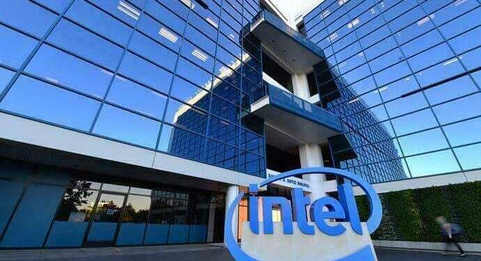 Intel – khởi nguồn của những công nghệ tiên tiến 1 The Robert N. Boyce Building in Santa Clara, California, is the world headquarters for Intel Corporation. This photos is from Oct. 26, 2017. (Credit: Walden Kirsch/Intel Corporation)