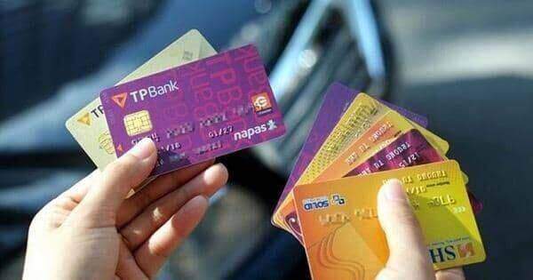 Nếu không kịp đổi sang thẻ ATM gắn chip, dùng thẻ cũ như thế nào, chú ý gì?