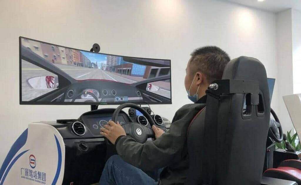 Học lái xe trong mô hình AI 'nở rộ' ở Trung Quốc