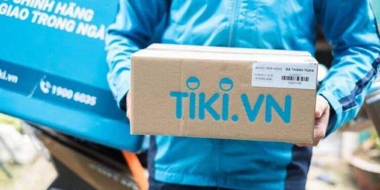 Mua sắm online gia tăng, Tiki giao nhanh xuyên Tết